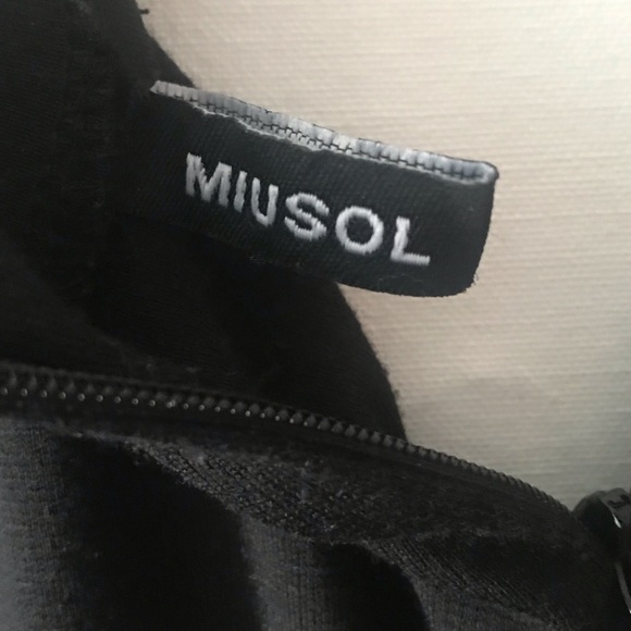 ⭐️Host pick⭐️Miusol houndstooth 2/3 sleeve dress - Picture 5 of 9